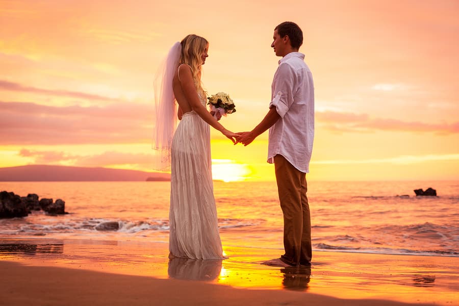 Group Transport for Oahu Destination Weddings | Van Rentals